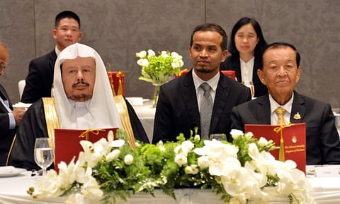 رئيس مجلس الشورى يؤكد أهمية تعزيز العلاقات الثنائية مع تايلاند في مختلف المجالات