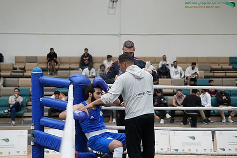 مواهب سعودية تتألق في بطولة النخبة للملاكمة.. الشباب بطل المنطقة الوسطى و«تايسون» وصيفا