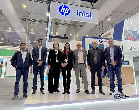 شركة طلبات المكتب المحدودة EZOrder تُصبح الموزّع الرئيسي لطابعات HP A3 في السعودية خلال مؤتمر LEAP 2025