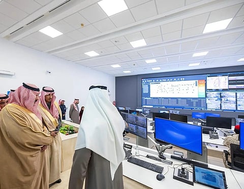 تدشين مركز المراقبة والتحكم الأمني في مطار حائل الدولي