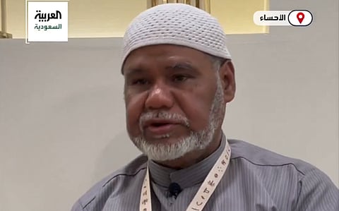 المعيلي.. قصة حائك بشت ورث حرفته من الأجداد