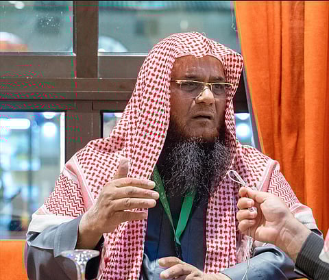 ضمن ضيوف برنامج خادم الحرمين للعمرة.. «محمد أشفاق» يروي تجربته مع ترجمة «كلمة التوحيد» 