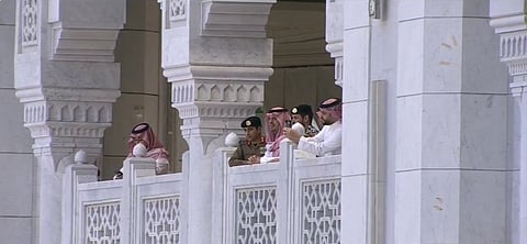 نائب أمير مكة يقف على جاهزية المسجد الحرام