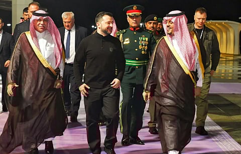 الرئيس الأوكراني يغادر جدة بعد ختام زيارته الرسمية