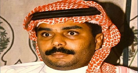 وفاة الشاعر الغنائي والإعلامي عبد الله محمد الأسمري بأزمة قلبية