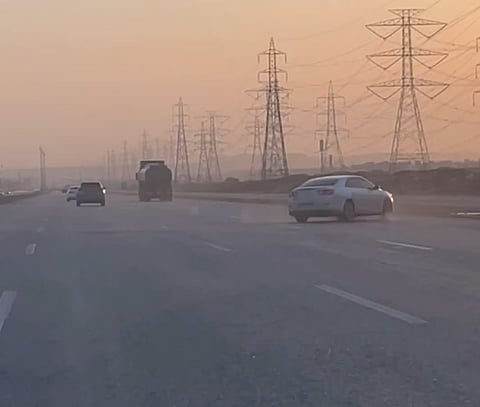 ضبط قائدي مركبتين مارسا التفحيط بالرياض