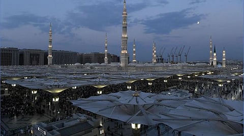 بمواصفات عالمية.. استبدل أكثر من 133 ألف وحدة إضاءة في المسجد النبوي 