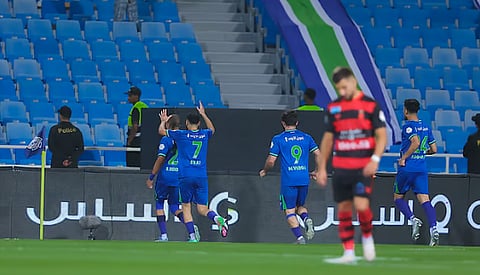 التعادل الإيجابي يحسم مواجهة الرياض والفتح في الجولة الـ29 من دوري روشن