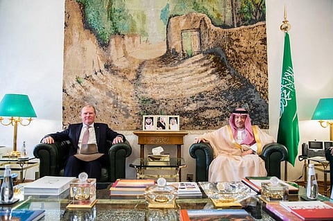 خلال اللقاء