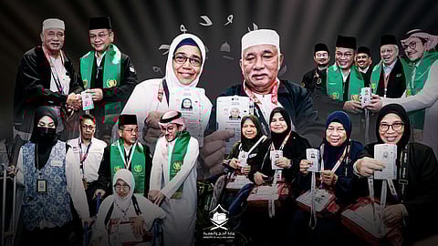 «الحج» تسلم بطاقات نسك للحجاج الماليزيين في دولتهم لتسهيل رحلتهم