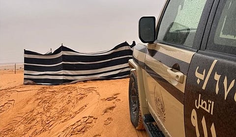 ضبط مخالف لنظام البيئة لارتكابه مخالفة التخييم في محمية الملك عبدالعزيز الملكية