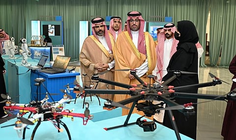 محافظ جدة يفتتح المؤتمر الدولي للابتكار في الذكاء الاصطناعي وإنترنت الأشياء