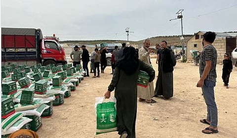 «سلمان للإغاثة» يوزّع 1.850 من السلال الغذائية والحقائب الصحية بحلب السورية