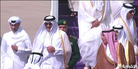 وصول أمير قطر إلى الرياض للمشاركة في القمة الخليجية الأمريكية 