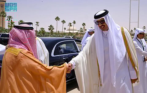 أمير قطر يغادر الرياض بعد مشاركته في القمة الخليجية - الأمريكية