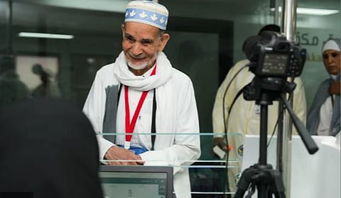 مغادرة أولى رحلات المستفيدين من مبادرة "طريق مكة" من المملكة المغربية
