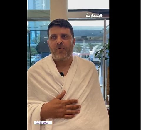 حاج فلسطيني بعد وصوله إلى مكة المكرمة ضمن برنامج خادم الحرمين الشريفين: فرحتي لا توصف (فيديو)