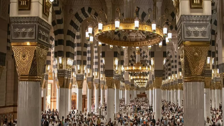 مسؤول يوضح طرق إثراء تجربة القاصدين بالمسجد النبوي