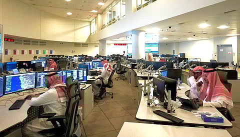  توظيف التقنية الحديثة لتعزيز الكفاءة والأمان للمسافرين عبر مطار الملك عبد العزيز الدولي