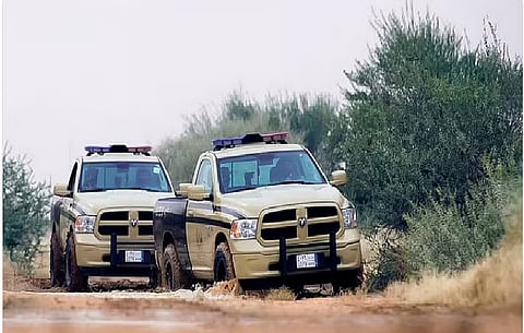 ضبط مواطن أشعل النار بأراضي الغطاء النباتي في محمية الملك عبدالعزيز الملكية