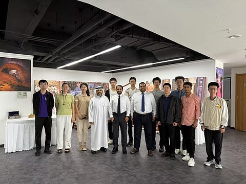 الملحقية الثقافية السعودية في الصين تستقبل وفدًا طلابيًا من جامعة تسينغهوا