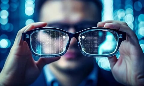 خبير: عمالقة التكنولوجيا يستثمرون في «النظارات الذكية» بعد التشبع من استخدام الجوالات