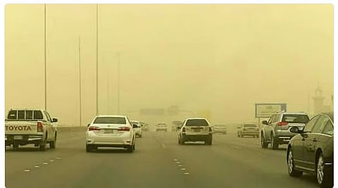 طقس المملكة الأربعاء.. رياح نشطة وارتفاع في درجات الحرارة وفرصة هطول أمطار على عدة مناطق 