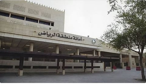 تعزيزا لكفاءة الطرق.. «أمانة الرياض» تبدأ أعمال كشط وسفلتة في أحياء العاصمة