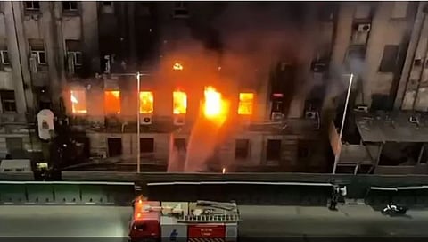 حريق سنترال رمسيس.. عودة الاتصالات والخدمات البنكية في مصر.. وسقوط 4 ضحايا 