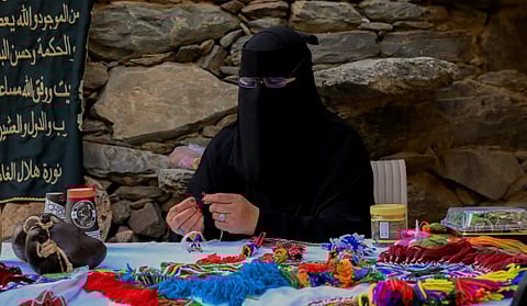 مهرجان "الدار التراثي" الثالث يحتفي بالحرفيين ويدعم الأسر المنتجة