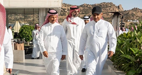 وزير السياحة يزور الطائف ويشيد بجمالها وتنوعها السياحي