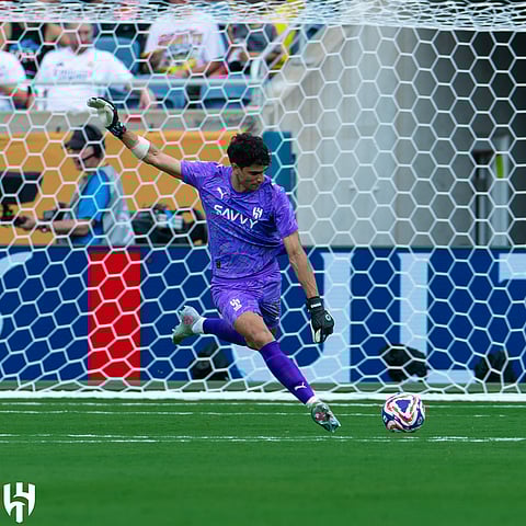 ياسين بونو -  الهلال