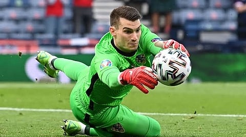 حارس مرمى فنربخشة 