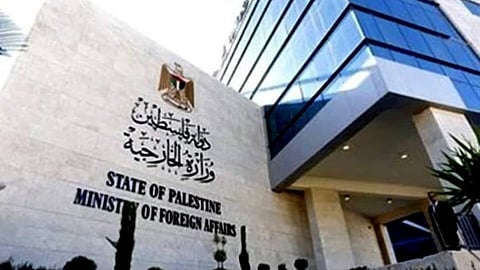الخارجية الفلسطينية ترحب بقرار الرئيس الفرنسي الاعتراف بدولة فلسطين وتثمن جهود المملكة 