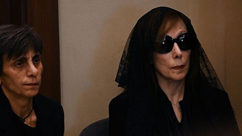 أول ظهور للفنانة فيروز في مراسم تشييع نجلها زياد الرحباني
