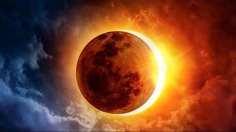 «سينقلب النهار إلى ليل».. موعد كسوف الشمس الكلي «كسوف القرن» ومناطق رؤيته