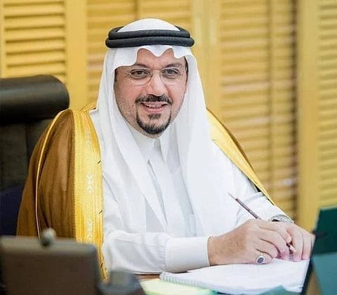 خلال 11 عاماً.. أمير القصيم صنع نموذجًا تنمويًا فريدًا بالمنطقة بوعي القائد ورؤية المثقف 
