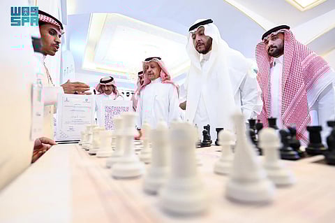  محافظ الطائف يشهد انطلاق المرحلة الثالثة من برنامج "حكايا الشباب"