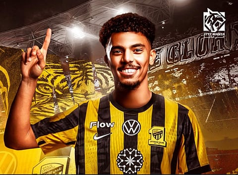 الاتحاد يُعلن تعاقده مع أحمد الجليدان قادمًا من صفوف فريق الفتح