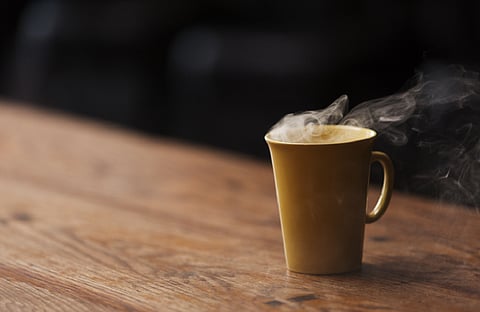 المشروبات الساخنة.. متعة يومية قد تتحول إلى خطر صامت
