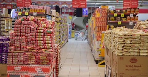 كاتب: جدول مخالفات نظام الغذاء المُحدث ينقلنا من «الرقابة بالحدس» إلى «حوكمة المخاطر»