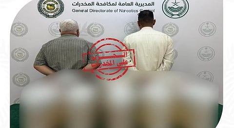 مخبأة في حافلة نقل ركاب دولية.. ضبط 142 كيلوجرامًا من الميثامفيتامين المخدر بالمدينة المنورة