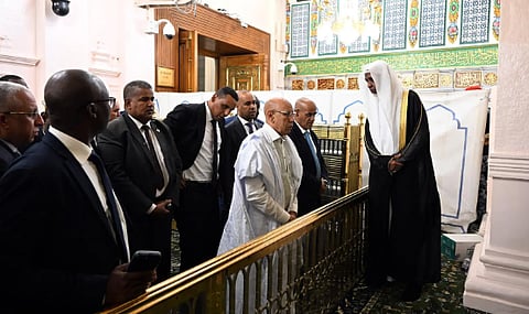 الرئيس الموريتاني يزور المسجد النبوي