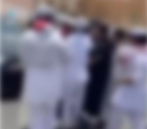 ضبط أشخاص ظهروا في محتوى مرئي إثر مشاجرة جماعية أمام إحدى المدارس بالطائف