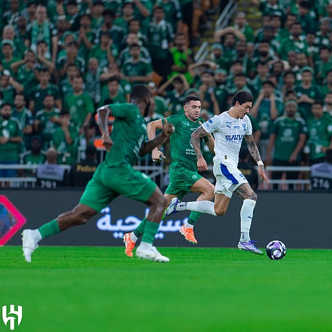 مباراة الأهلي والهلال في دوري روشن