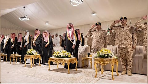 وزير الحرس الوطني يتفقد قيادة لواء الملك فيصل للأمن الخاص ومستشفى الأمير محمد بن عبدالعزيز بالمدينة المنورة