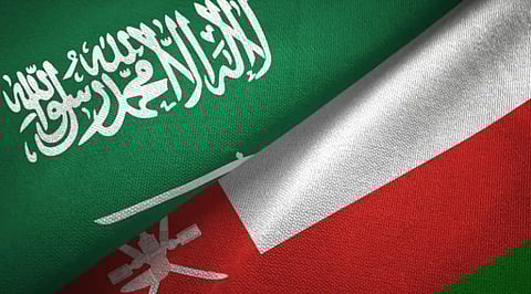 المملكة تؤكد عمق الشراكة الاقتصادية مع سلطنة عُمان 