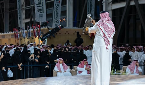 بربع مليون ريال.. بيع صقرين من منغوليا لأول مرة بمعرض الصقور والصيد السعودي الدولي