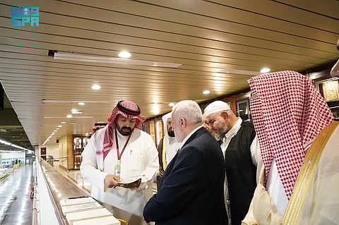 خلال الزيارة