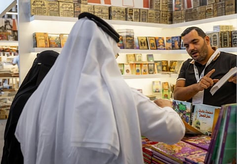 ناشر لبناني في معرض الرياض الدولي للكتاب: كتُب التراث لا تفقد بريقها
